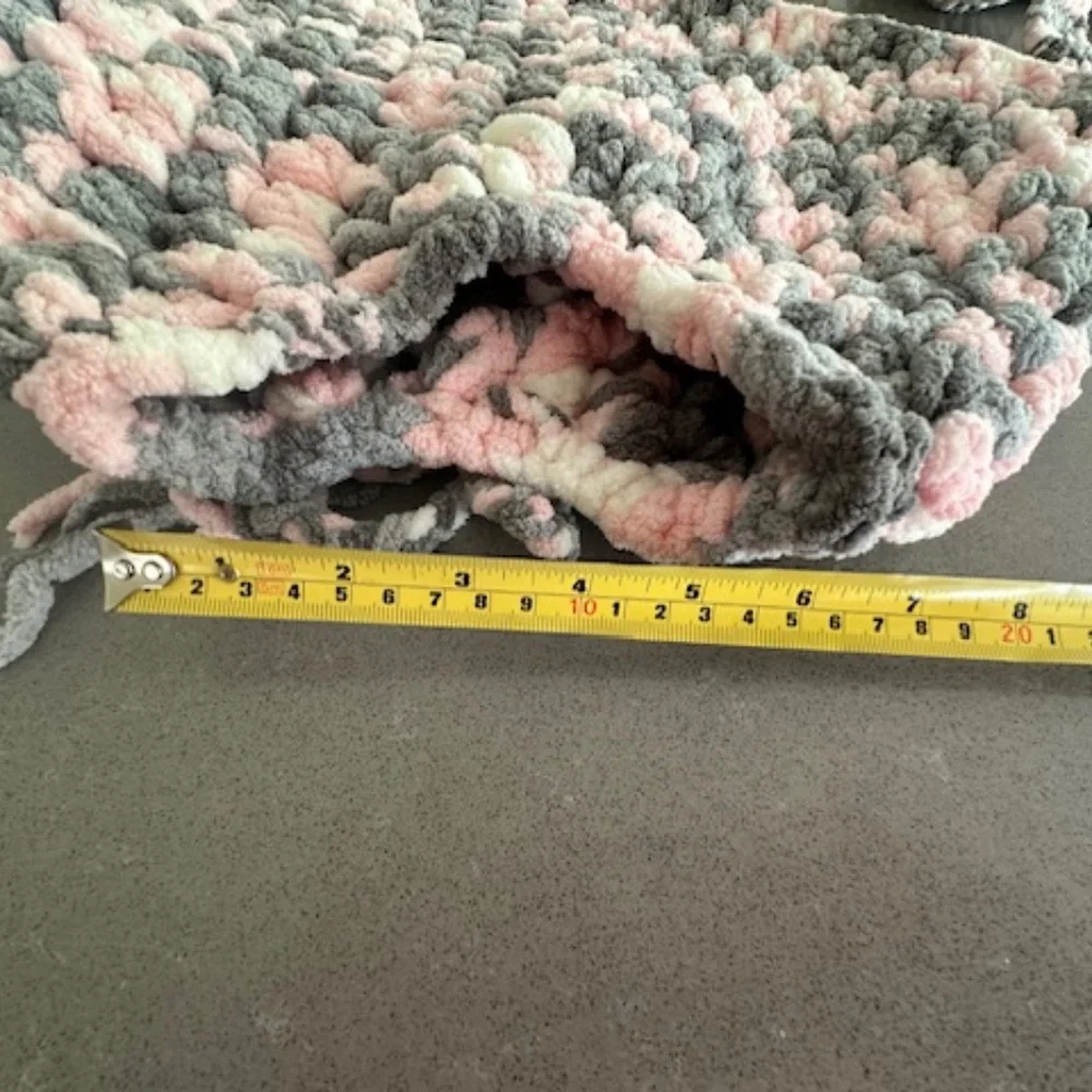 New Handmade Crochet Baby 3-Piece Set (33
